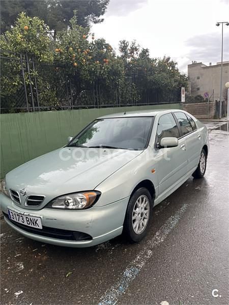 Usado Nissan Primera 106 CV (77 kW) 2001 Gris / plata Familiar