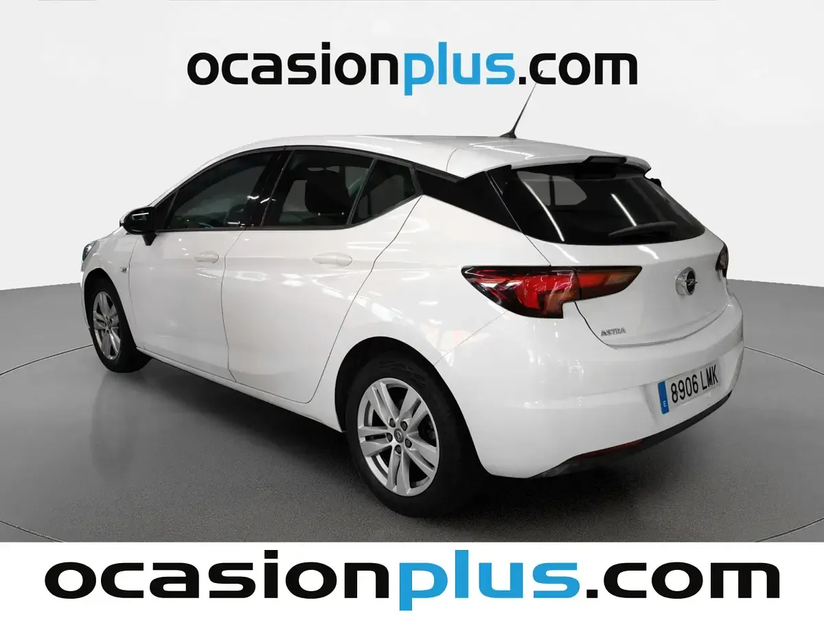 Usado Opel Astra GS Line 110 CV (80 kW) 2021 Blanco Utilitario