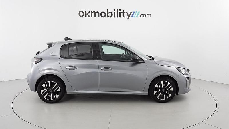 Usado Peugeot 208 Allure 100 CV (73 kW) 2024 Gris artense Utilitario