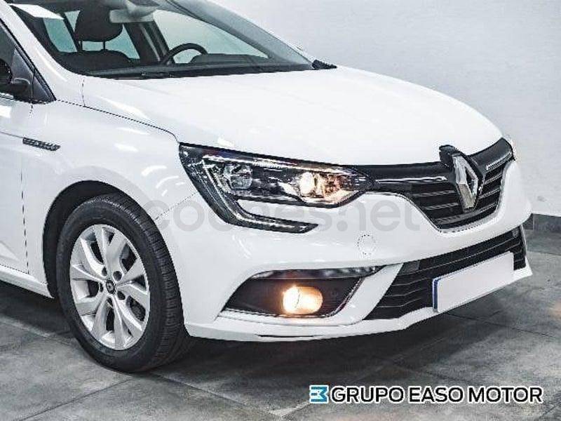 Usado Renault Mégane GrandTour Life 140 CV (102 kW) 2020 Blanco Familiar