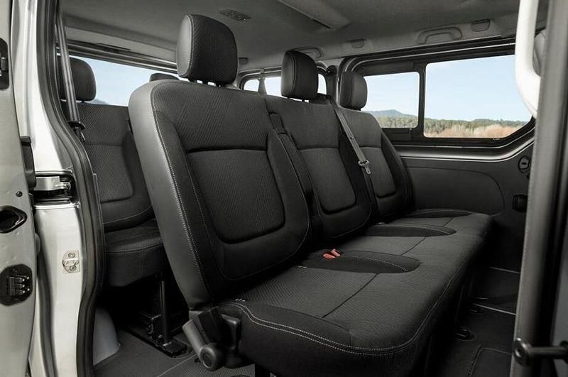 Nuevo Nissan Primastar N-Connecta 150 CV (110 kW) 2026 Gris Monovolumen