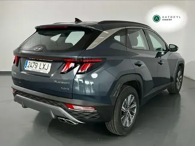 Usado Hyundai Tucson 136 CV (100 kW) 2022 Gris SUV