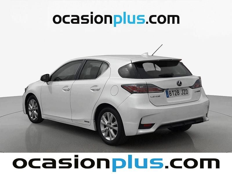 Usado Lexus CT200h Executive Line 136 CV (100 kW) 2017 Blanco Utilitario