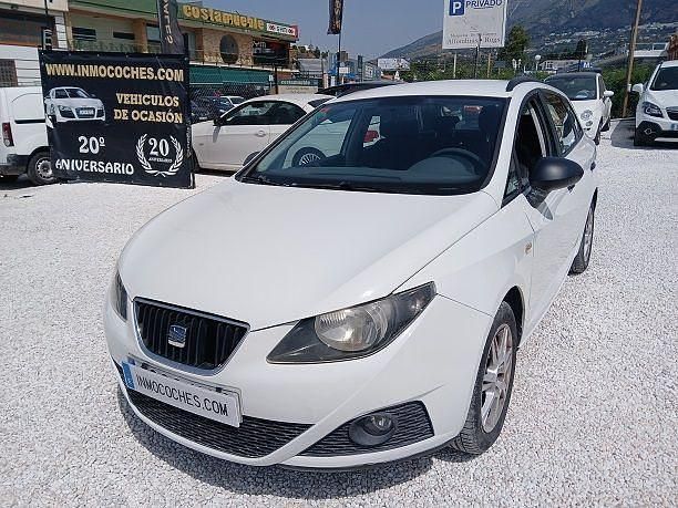 Usado Seat Ibiza Style 105 CV (77 kW) 2011 Blanco Utilitario
