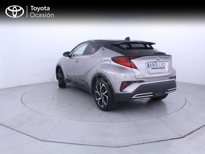 Usado Toyota C-HR Advance 184 CV (135 kW) 2022 Gris / plata SUV