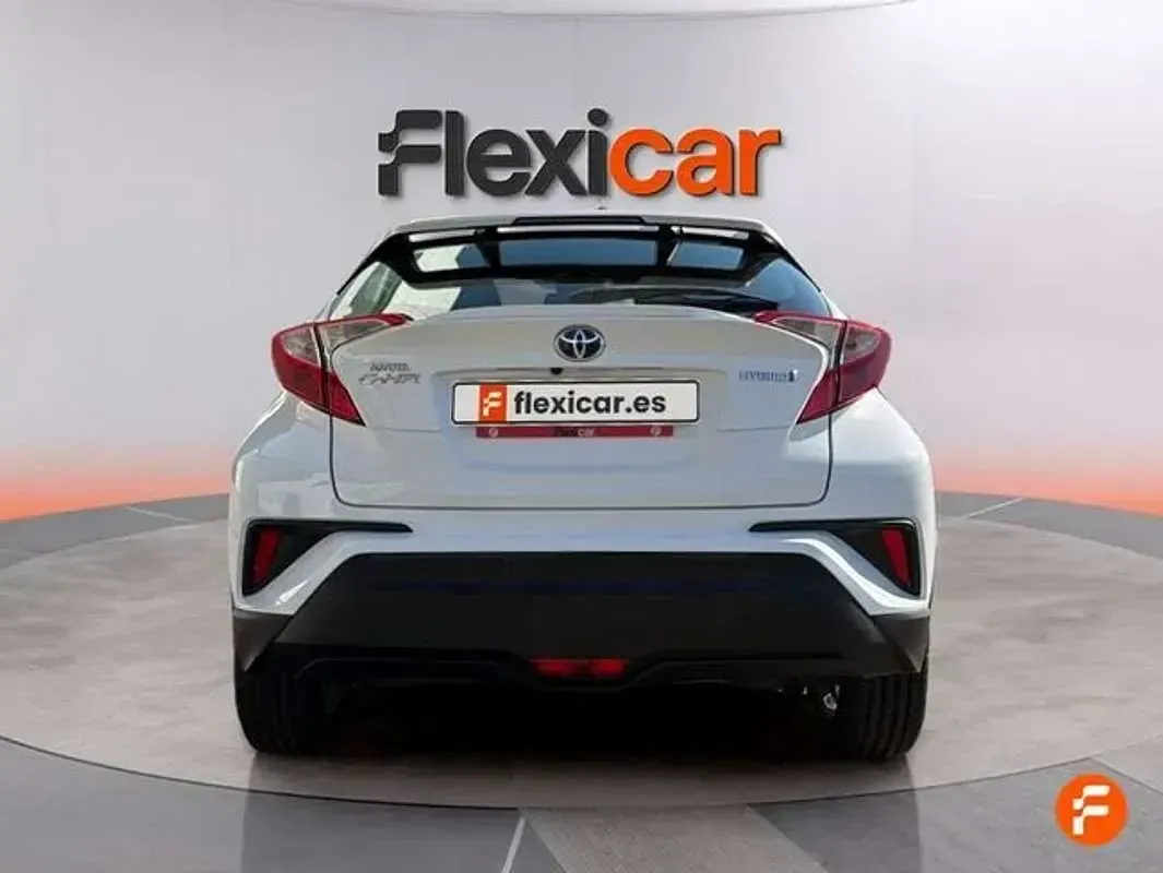 Usado Toyota C-HR Active 122 CV (89 kW) 2019 Blanco SUV