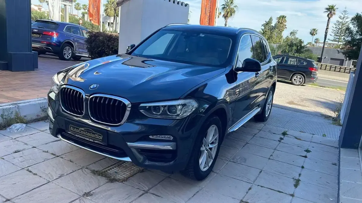 Usado BMW X3 Luxury Line 190 CV (139 kW) 2018 Gris SUV