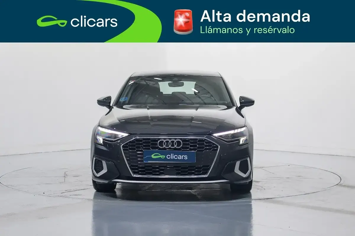 Usado Audi A3 Sportback e-tron Advanced 110 CV (80 kW) 2021 Gris Utilitario