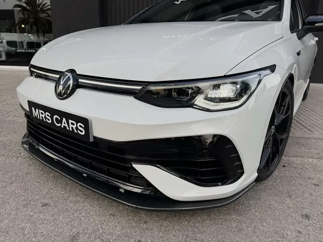 Usado VW Golf VIII R 320 CV (235 kW) 2023 Blanco Utilitario