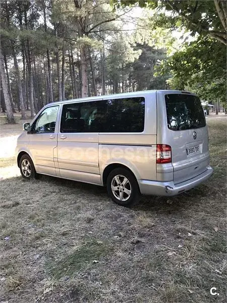 Usado VW Multivan Highline 174 CV (127 kW) 2006 Gris / plata Monovolumen