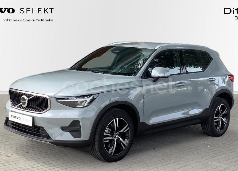 Gris / plata Nuevo 2025 Volvo XC40 Core SUV | 36.900 € (Precio justo) - Imagen 1/4