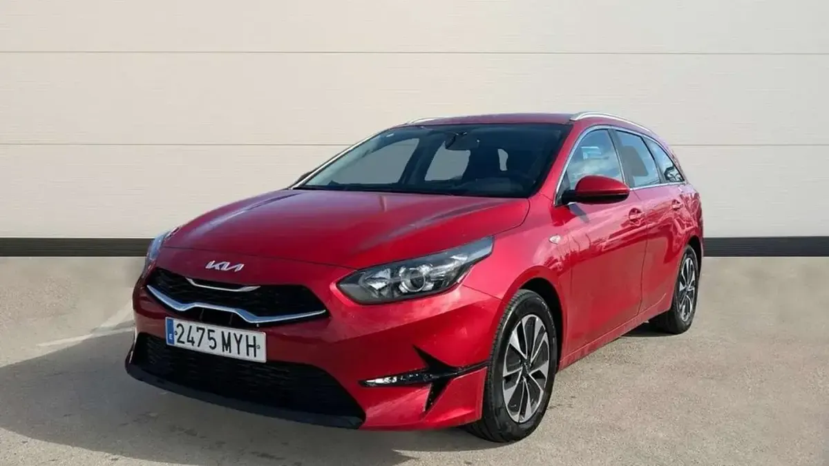 Brugt Kia Ceed 101 HK (74 kW) 2025 Rød Hatchback