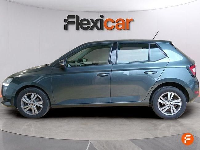 Usado Skoda Fabia 95 CV (69 kW) 2020 Gris