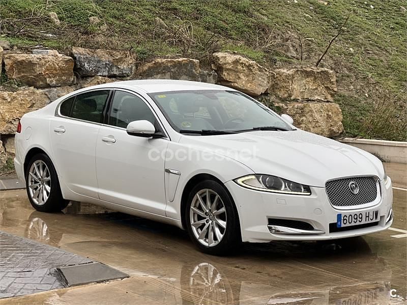 Usado Jaguar XF Premium Luxury 190 CV (139 kW) 2012 Blanco Berlina