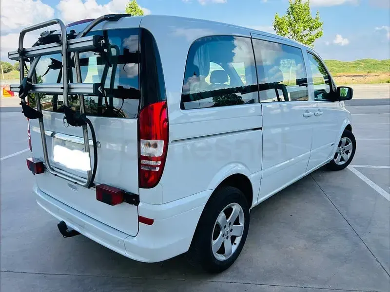 Usado Mercedes Viano 224 CV (164 kW) 2011 Blanco Monovolumen