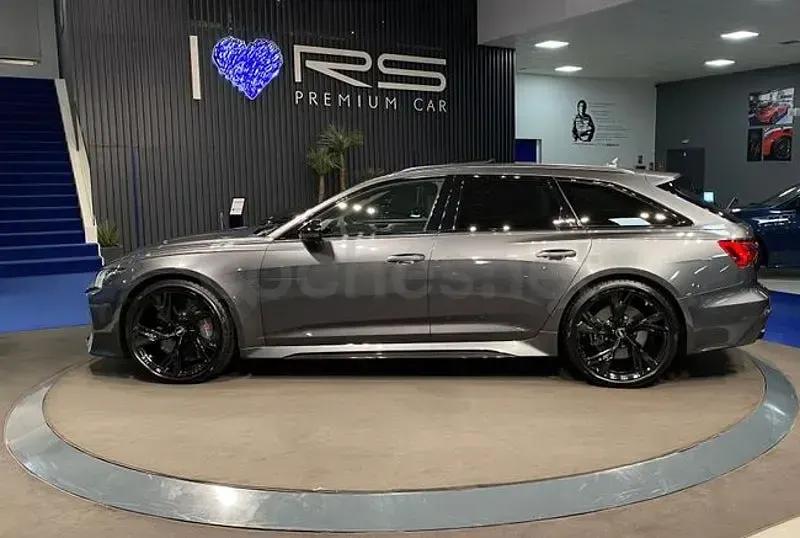 Usado Audi RS6 Advanced Plus 600 CV (441 kW) 2020 Gris / plata Familiar