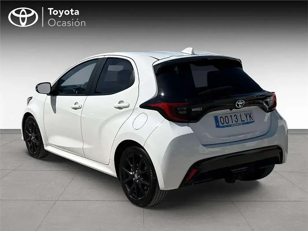Usado Toyota Yaris Style 116 CV (85 kW) 2022 Utilitario
