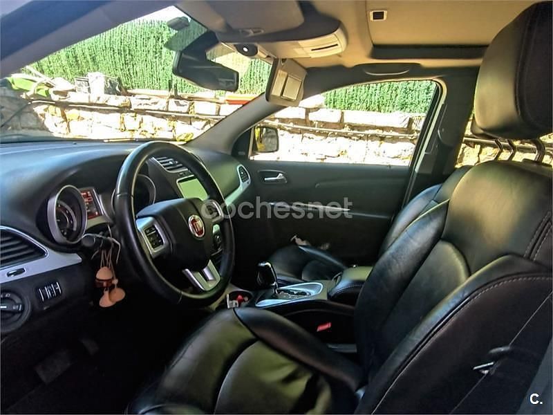 Usado Fiat Freemont Black Code 170 CV (125 kW) 2013 Blanco SUV