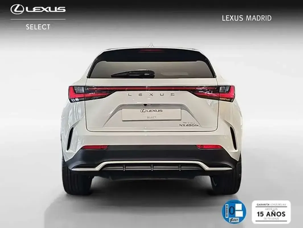 Usado Lexus NX300h Sport Line 306 CV (225 kW) 2022 Blanco SUV