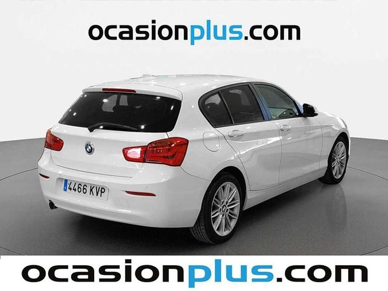 Usado BMW 116 116 CV (85 kW) 2019 Blanco Utilitario