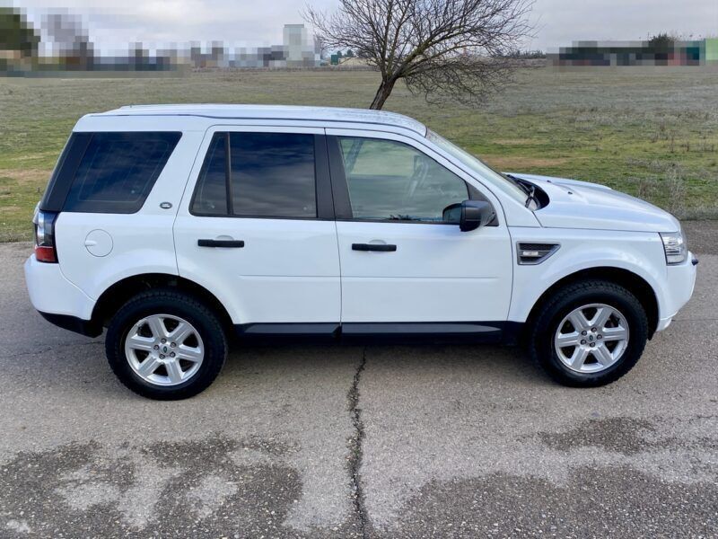 Usado Land Rover Freelander 2 S 150 CV (110 kW) 2014 Blanco SUV