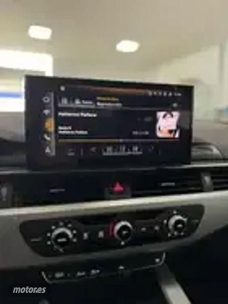 Usado Audi A4 136 CV (100 kW) 2020 Rojo Berlina