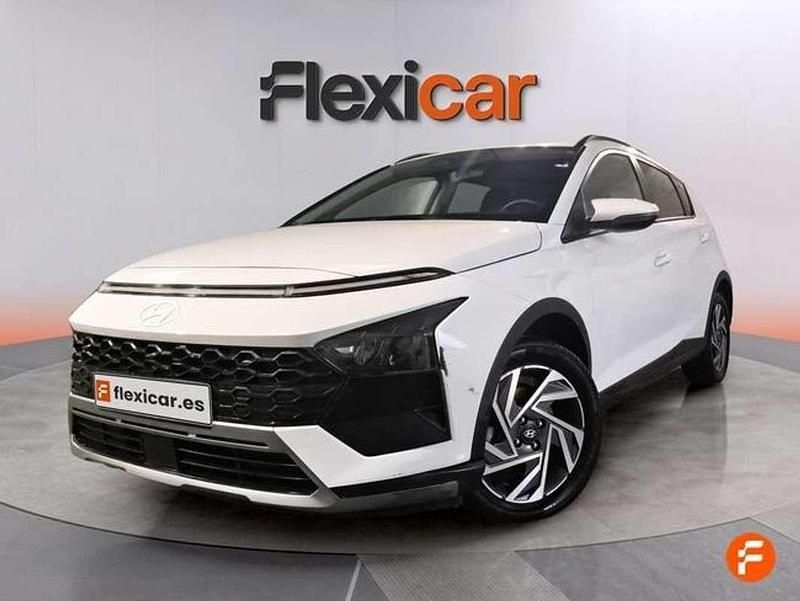 Usado Hyundai Bayon 80 CV (58 kW) 2024 Blanco SUV