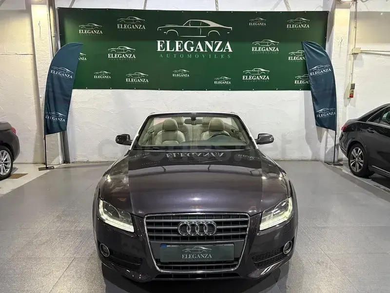 Usado Audi A5 Cabriolet 211 CV (155 kW) 2009 Gris / plata Descapotable