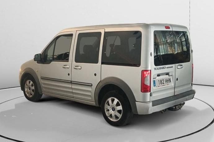 Usado Ford Tourneo Trend 110 CV (80 kW) 2011 Gris Familiar