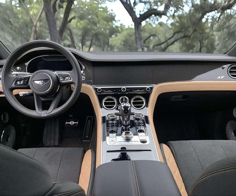 Gris Usado 2023 Bentley Continental Berlina | 315.000 € - Imagen 1/3