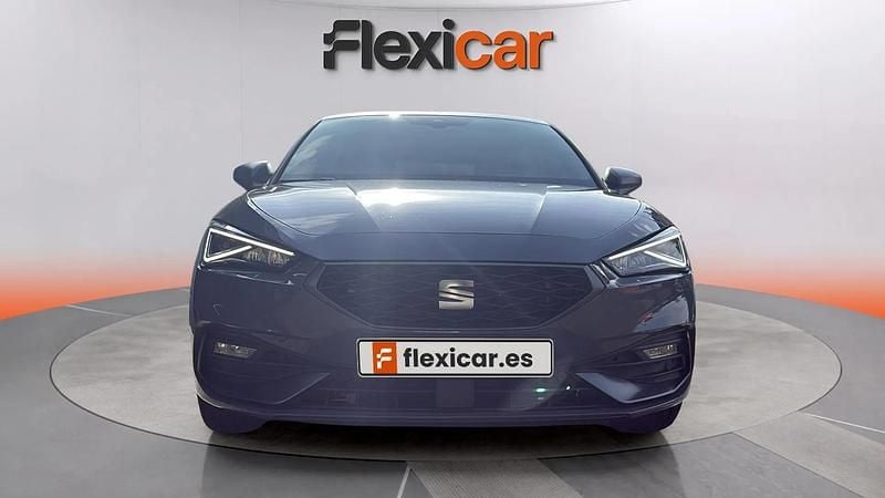Usado Seat Leon FR 204 CV (150 kW) 2023 Gris Berlina