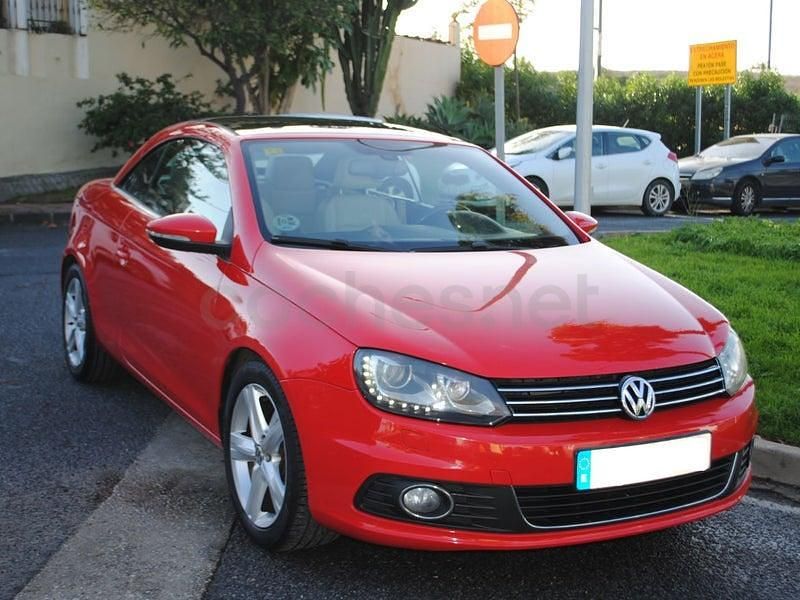 Usado VW Eos 140 CV (102 kW) 2015 Rojo Descapotable