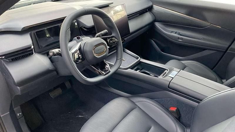 Nuevo Lynk & Co 08 351 CV (258 kW) 2025 SUV