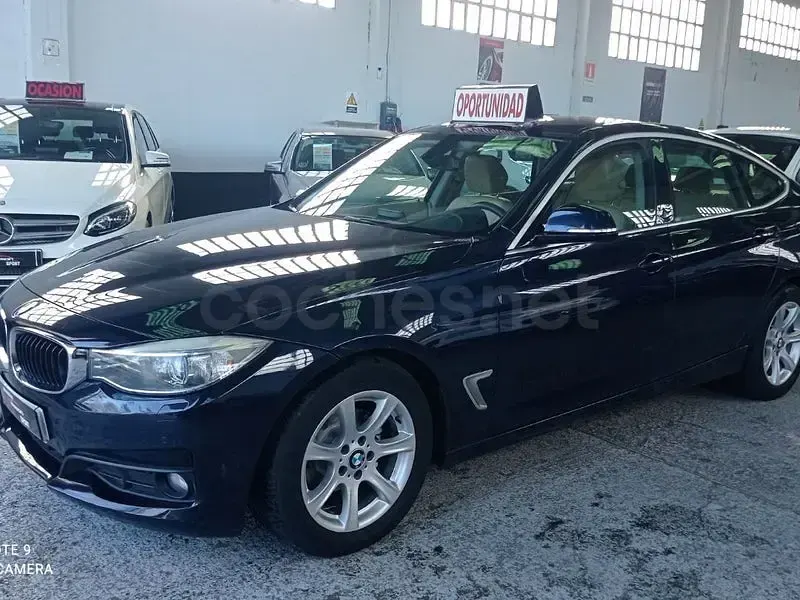 Begagnad BMW 318 Gran Turismo Comfort Edition 143 HK (105 kW) 2014 Blå Sedan