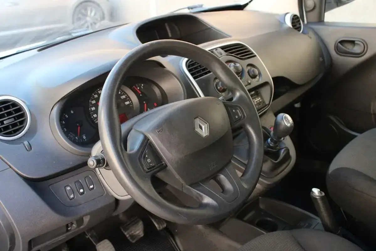 Usado Renault Kangoo Edition One 95 CV (69 kW) 2021 Blanco Monovolumen