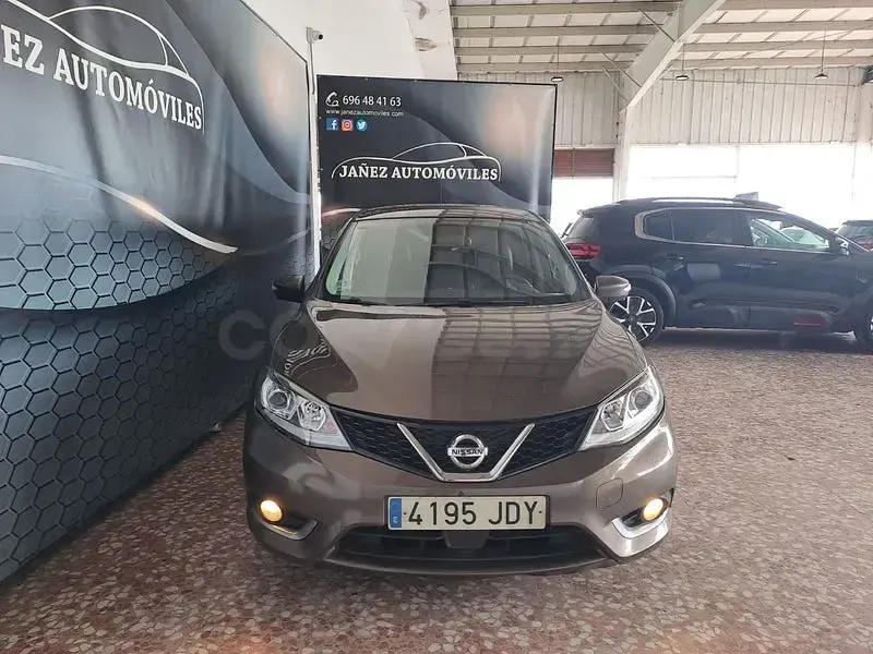 Usado Nissan Pulsar Acenta 110 CV (80 kW) 2015 Beige Utilitario