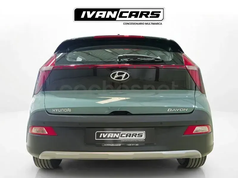 Usado Hyundai Bayon 84 CV (61 kW) 2023 Verde SUV