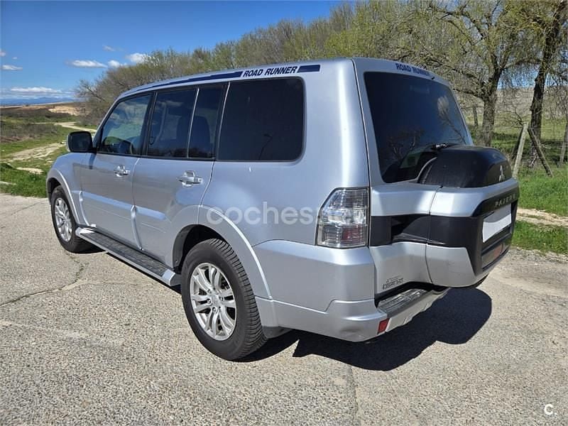 Usado Mitsubishi Montero 200 CV (147 kW) 2016 Gris / plata SUV