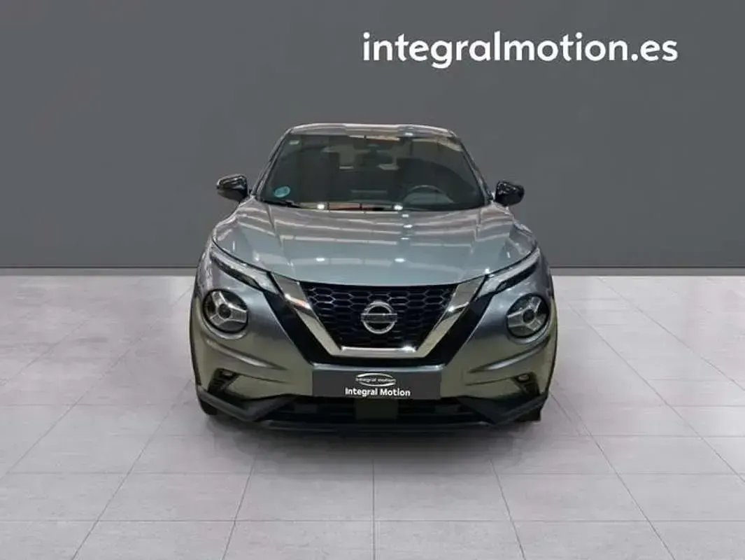Usado Nissan Juke N-Connecta 114 CV (83 kW) 2021 Gris SUV