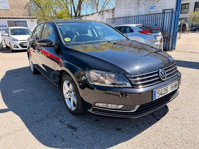 Usado VW Passat Edition 140 CV (102 kW) 2012 Negro Berlina