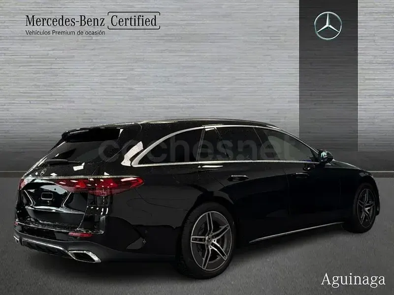 Nuevo Mercedes E300 313 CV (230 kW) 2026 Negro Familiar