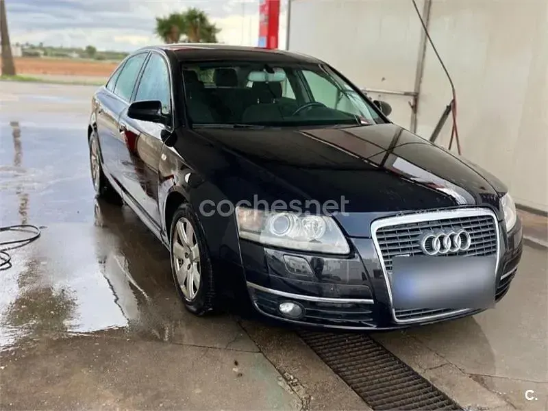 Usado Audi A6 Premium 225 CV (165 kW) 2005 Negro Berlina