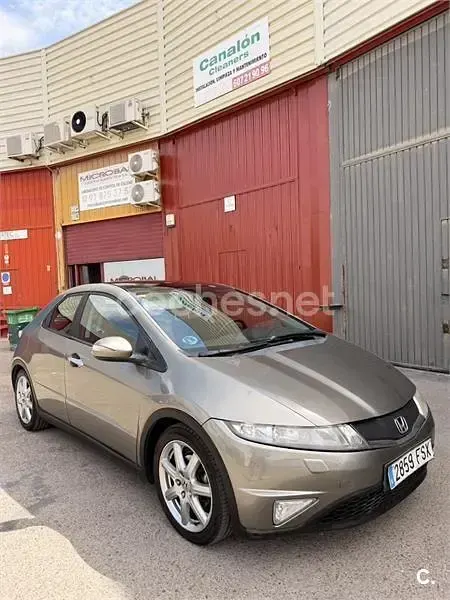 Usado Honda Civic Sport 140 CV (102 kW) 2007 Gris / plata Berlina