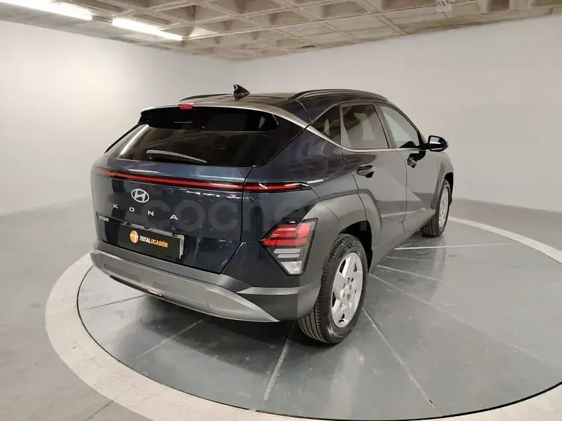 Usado Hyundai Kona 120 CV (88 kW) 2024 Azul SUV