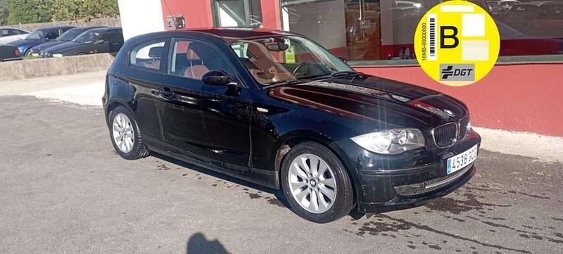 Negro Usado 2008 BMW 120 Utilitario | 5999 € (Precio justo) - Imagen 1/4