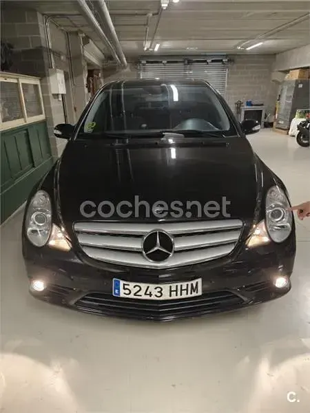 Usado Mercedes R320 224 CV (164 kW) 2008 Negro Familiar