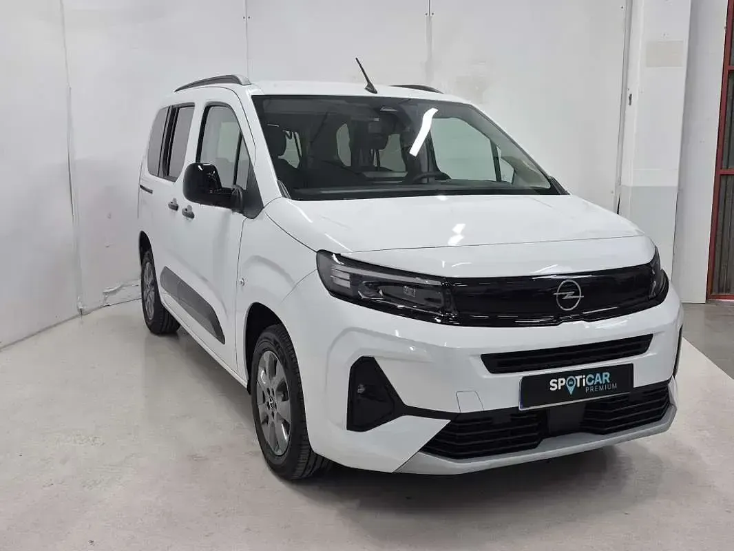 Nuevo Opel Combo S 131 CV (96 kW) 2026 Blanco Monovolumen