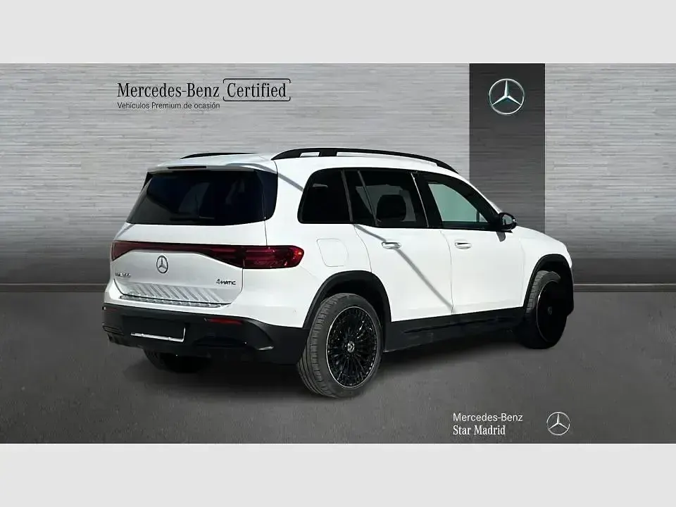 Usado Mercedes EQB300 167 kW (228 CV) 2024 Blanco SUV