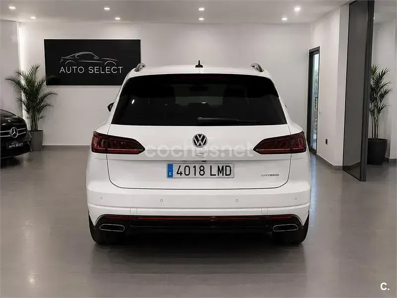 Usado VW Touareg R 462 CV (339 kW) 2021 Blanco SUV