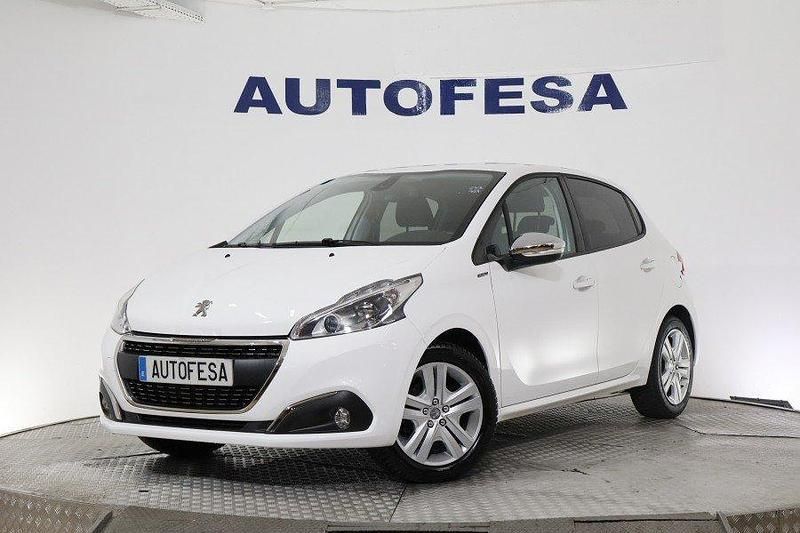 Blanco Usado 2019 Peugeot 208 Signature Sky Utilitario | 8550 € (Super precio) - Imagen 1/4